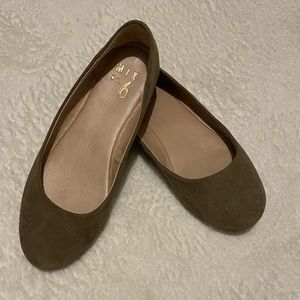 Mix No. 6 Olive Green flats